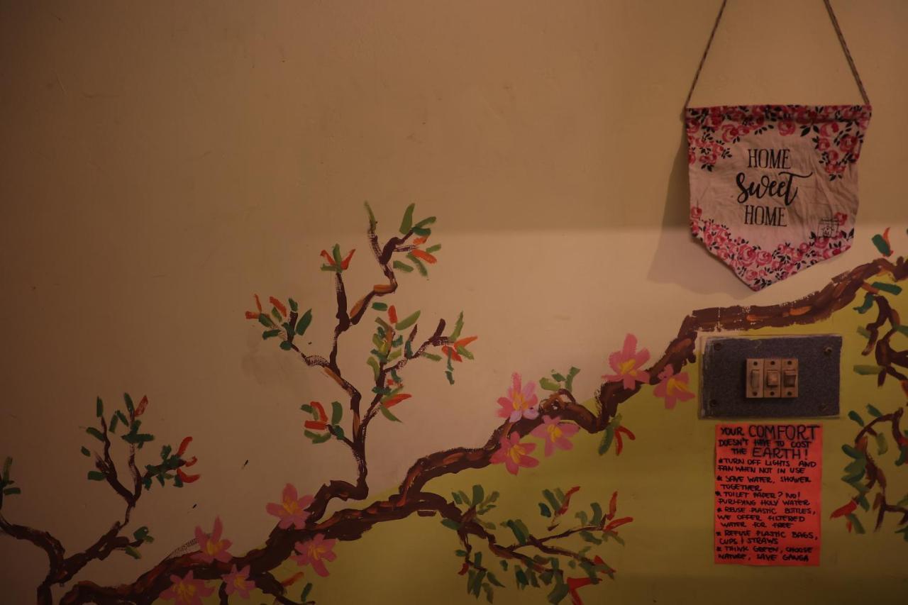 Good Vibes Hostel Varanasi Exterior foto