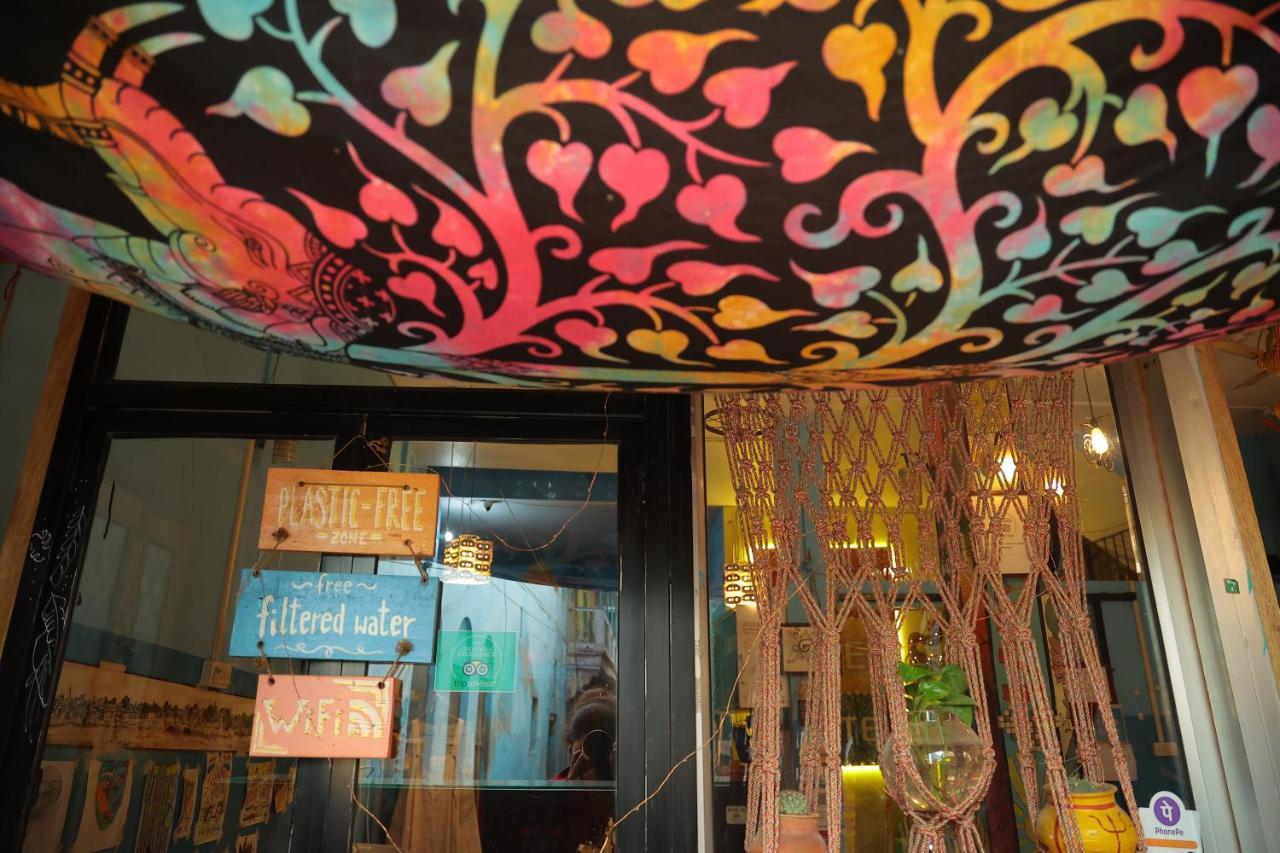 Good Vibes Hostel Varanasi Exterior foto