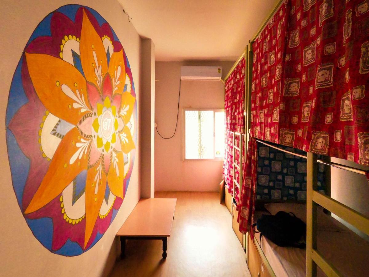 Good Vibes Hostel Varanasi Exterior foto